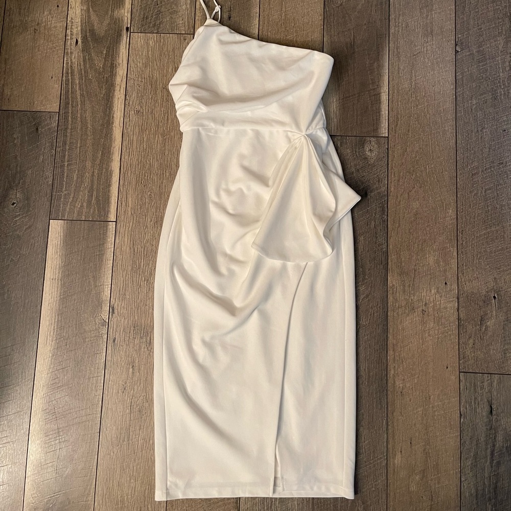 Lulu’s One Shoulder Midi Dress